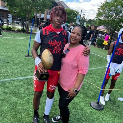 Too Blessed to be stressed... My co’26 6’1 190lbs son’s hudl profile https://t.co/RmLO7rpdhn