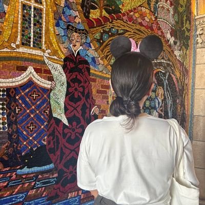 ThmhO's profile picture. Always and forever.