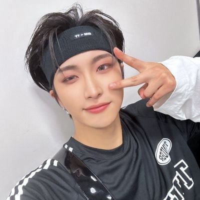 rena_duruduru's profile picture. +𝟖𝟖𝟔 | 擅長轉推亂說話 | 애이티즈🐱🐰 | 싸이커스 | 路過看到可以多戳戳我🥹 歡迎直接點媒體那欄看我嚎（？ 想認識喜歡弘星潤星友星旼星的朋朋⋯