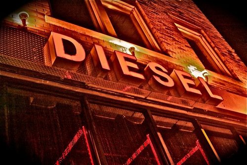 Everybody Fits In Diesel
