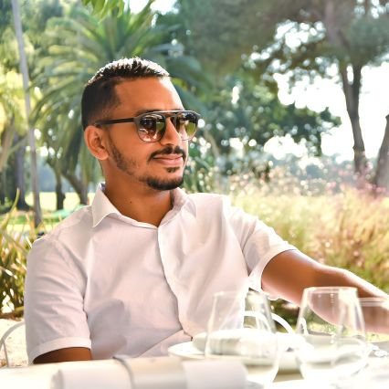 ItsHichaam's profile picture. 