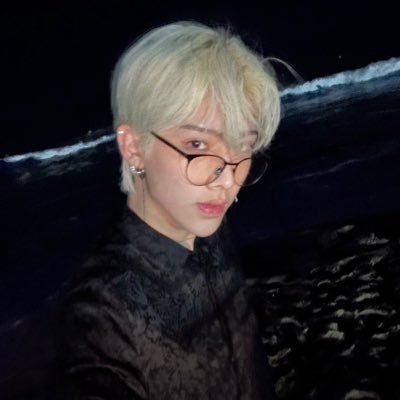 luvrickyshen's profile picture. currently listening to YOUNG AND RICH, TALL AND HANDSOME IM CHARISMA BOSS BABY RICKY loop || 𝓡𝓲𝓬𝓴𝔂