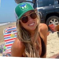 Kat (@kmilzig) 's Twitter Profile Photo