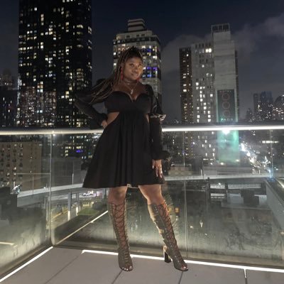 Writer 4 Stage/Screen. Dramaturg. Consultant. Trustee @RawMusicMedia. Talent Management @JayJayRevlon. Award Winning Cultural Icon. Bravo fan 🇻🇨✊🏾🐝