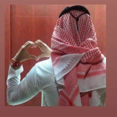ndym111's profile picture. لا تـثـق بـأحـد حـتـى الـتـراب الـذي خُـلـقت مـنـه سـيـدفـنـك يـومـاً،!!👌🏻🚶🏻