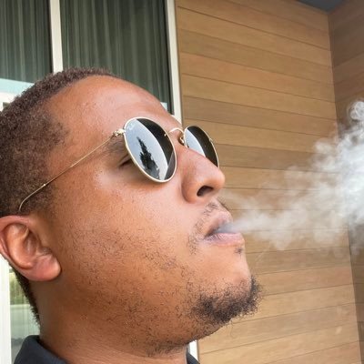 bmax52092's profile picture. 