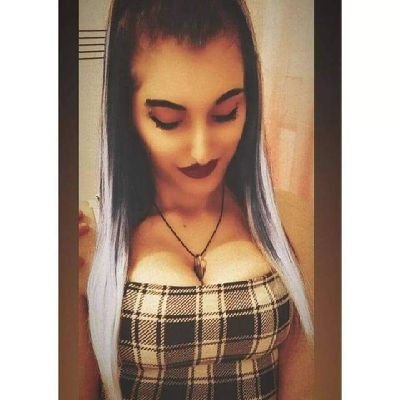 Cansel865295's profile picture. 
