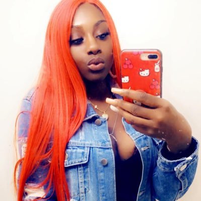 Fuc what they talking about get to kno me first ⒈ 🗣🖕🏽😚boujee bitch 🥰🧚🏽‍♀️Humble 🤞🏾💯 chocolate 🍫 model💃🏽💋project baby 👶🏽✨UNTOLD story 👁️🥀
