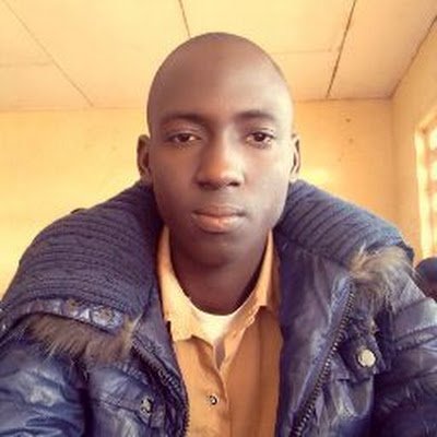 Je suis beh Moussa ouatttara . Je suis ivoirien entant jeune homme qui aime titiller les gens. J'aime tout le monde mais j'aime pas n'importe qui. Aimons nous!
