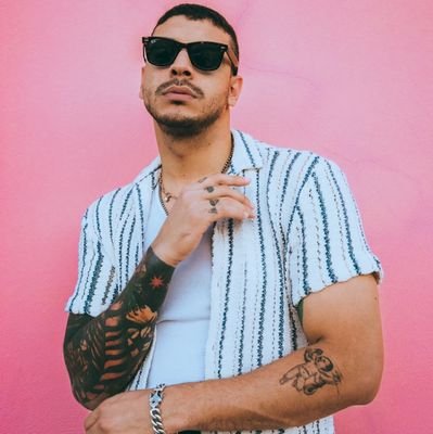 Club de Fans Oficial de Manuel Medrano en México, respaldado por Warner Music México.
Email: manuelmdranomex@outlook.com