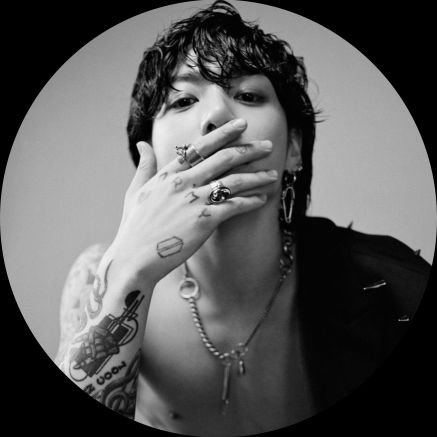 97CAOTlC's profile picture. ㅤ
    tekoo :  can i call you baby?