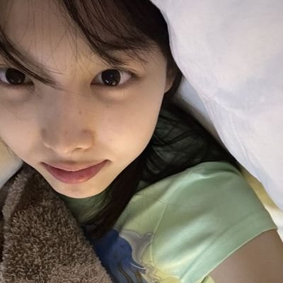 𖦹 ִ ˑ 𖥻 (^_-)-☆ @bts_twt 🦋
-your the one that I want...- @jypetwice • moonlight 🌙