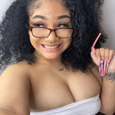 I’m a hell a fighter and a lover choose your pick🥳💯🤝