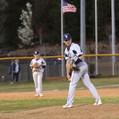 East forsyth highschool 25’|5’10 185 lbs | RHP, OF, utility| 4.4 GPA #uncommited. email- ebengreene06@gmail.com # (336) 970-0803