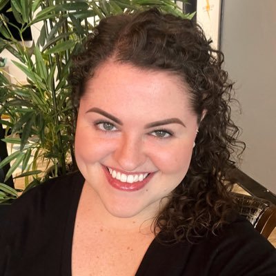 amandavtracey's profile picture. Instagram: amandavtracey