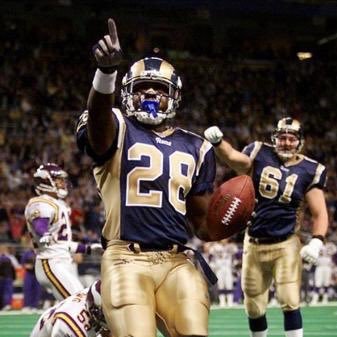 Huge fan of the greatest versatile running back to touch a pigskin. #Marshallfaulk