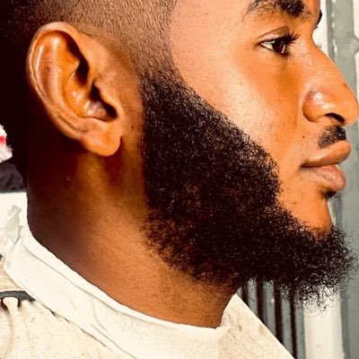 ManafGauwusu18's profile picture. I smile even when I’m angry 🥂😊