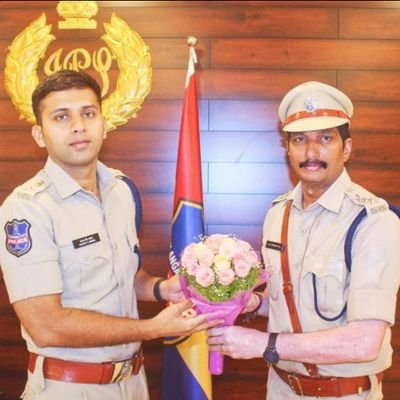 Official Twitter handle of the Deputy Superintendent Of Police ( DSP ) Mahabubabad Sub-Division, Mahabubabad, Telangana, India. 
In Emergency Please #Dial100.