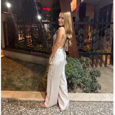 a_grgll's profile picture. 