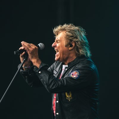 Grammy nominated classic rock star John Parr. 10 Million album sales. 2 U.S No.1 Hits #StElmosFire #NaughtyNaughty Bookings: Nathan@nhmusicservices.co.uk