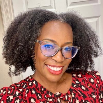Passionate about libraries, photography, plants & yoga. #MedLib #BIPOCinLIS #CrazyPlantLady #BlackGirlYoga #FotoGirl #CatMom 🇹🇹🇺🇸