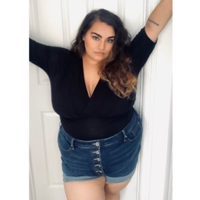 Mom, Wife, Adult Model/Entertainer/Your Fave BBW  Cashapp: $NicoleMMA2022