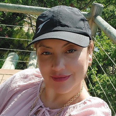 Ruthcorona4's profile picture. 