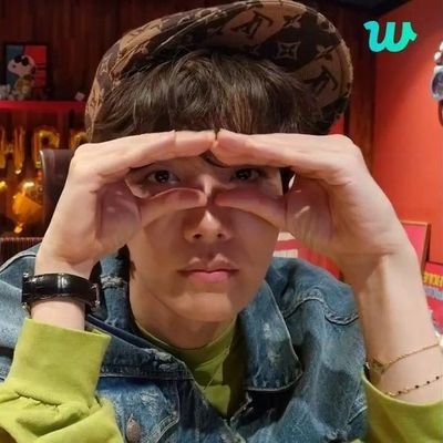 |Bangtan|
|Yo me rapo por Hoseok |
🐿👑✨
。・:*:・゚★,。・:*:・゚☆。・:*:・゚