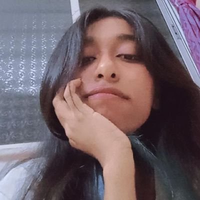 roysrijita03's profile picture. Trying to watch more sunsets than Netflix🦋