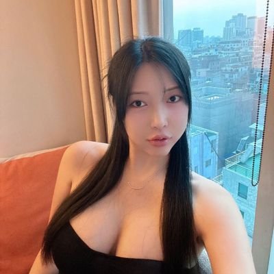Changchang8125's profile picture. #Art lover 🎨
#NFT collector🖼
#nft-seatrade