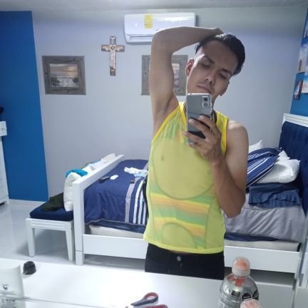 Eduardo246303's profile picture. 