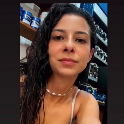 CamilaMoherdaui Profile Picture