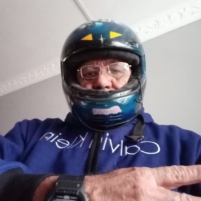 CarlosR21501570's profile picture. abogado del diablo