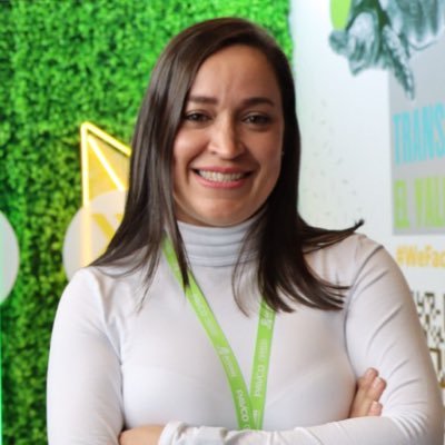 Comunicadora social, periodista, Esp., MsC. También soy profe. Amo lo que hago. Opiniones personales.