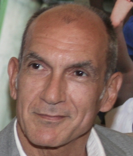 alucaroni's profile picture. 