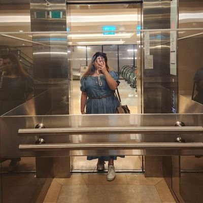 thatlibanaisgrl's profile picture. 🇱🇧🇸🇦
Kifkon, ça va ?