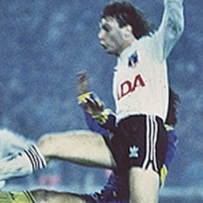 dannysaw77's profile picture. “ No Me Arrepiento De Este Amor ⚫️⚪️”