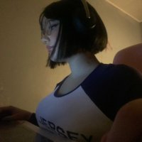 Ara (@arawhre0) 's Twitter Profile