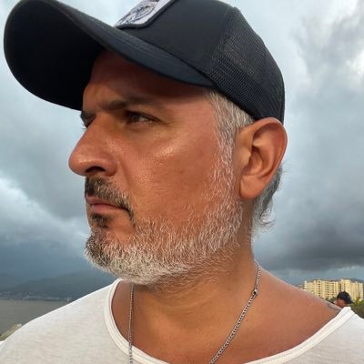 AdrianTechCoach's profile picture. emprendedor , marketing , marketplaces , fractional CTO