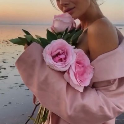 💫 #INTJ اللهُم نفعًا في الأرض و قبول في السّماء و محبة منك 💕 المدينة