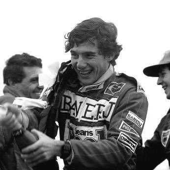 sennastargirl's profile picture. pommes sautées.