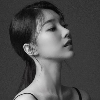 mjshields1975's profile picture. I am deeply passionate about tea culture and believe that tea can be a link between people. As Vice President Woman of The Republic of Tea, I play a key leaders