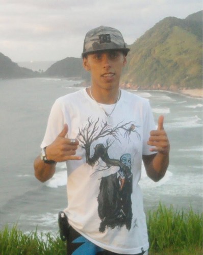 A maior covardia de um homem é despertar o amor de uma mulher sem ter a intenção de amá-la.