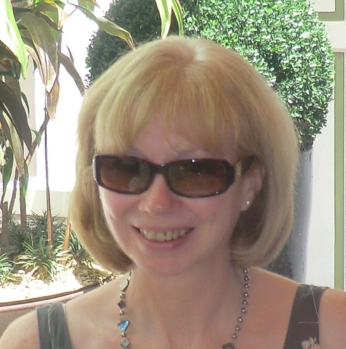 DeeConnolly1's profile picture. retired history teacher and writer.