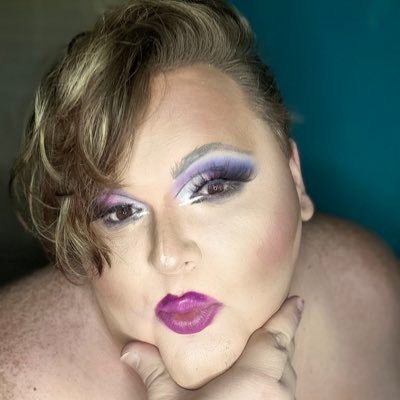 28-Trans Goddess 🏳️‍⚧️ DragQueen from small town east TN. ❤There ain't no trash in my trailer. Hostess of Possible Drag Race on MeetMe.