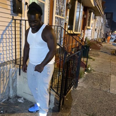 lowreg55's profile picture. 