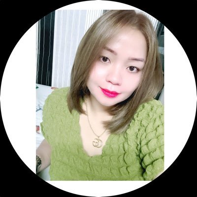 ElaineD272509's profile picture. 