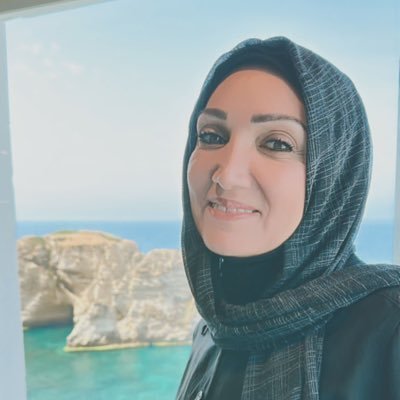 aidaHK_88's profile picture. teacher