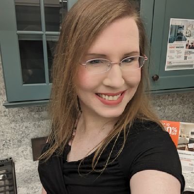 Twitch streamer. Singer/songwriter. Designer @ THD. Gamer. Lover of cats. British. Shine on and sparkle. Be good, do good. Love.❤️ https://t.co/AKIy4SDNbx