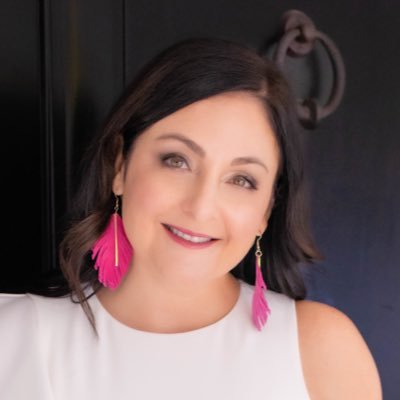 CEO & founder WBD Consulting LLC, Tough Love Business Coach, Intuitive Mentor & Guide, Podcast host “The Power in the Pause”, speaker, intl best selling author